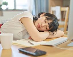 Inemuri l'art de la sieste au Japon